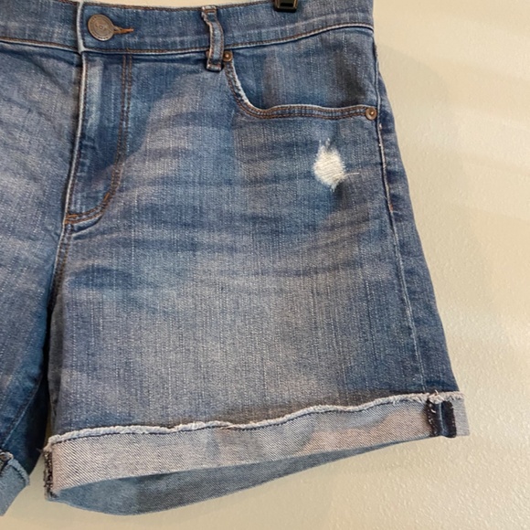 Loft Denim Roll Shorts Sz 12 - Picture 2 of 6